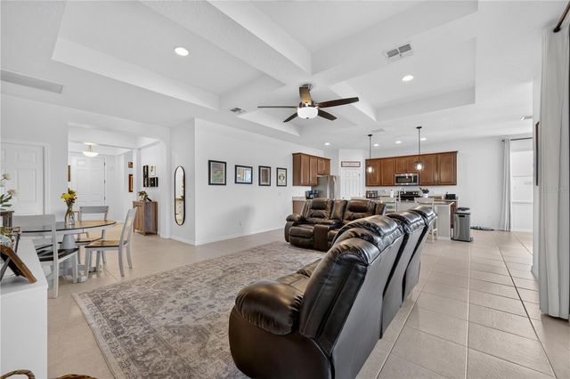 37102 SCENIC BLUFF DRIVE, Grand Island, FL 32735