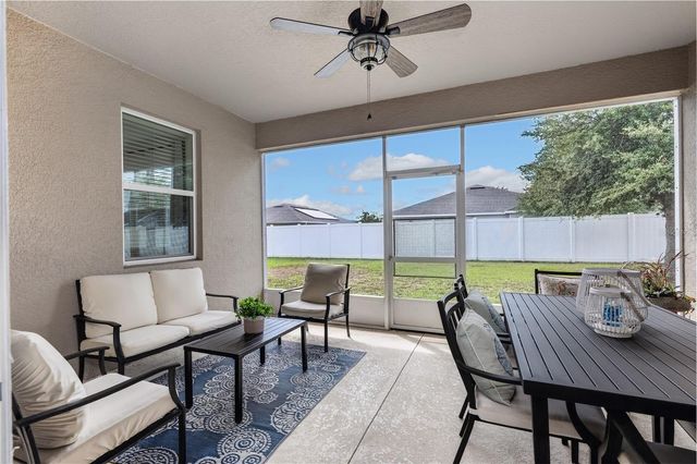 37102 SCENIC BLUFF DRIVE, Grand Island, FL 32735