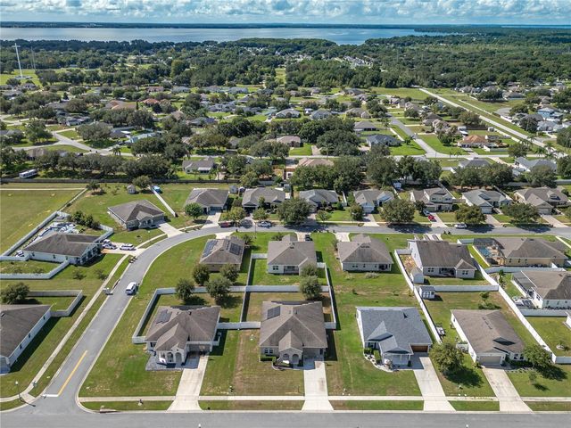 37102 SCENIC BLUFF DRIVE, Grand Island, FL 32735