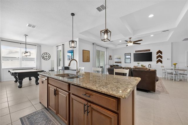 37102 SCENIC BLUFF DRIVE, Grand Island, FL 32735