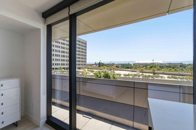 38 N Almaden Boulevard 611, San Jose, CA 95110