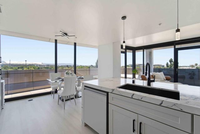 38 N Almaden Boulevard 611, San Jose, CA 95110