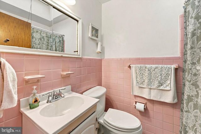 12018 WALDEMIRE DR, Philadelphia, PA 19154