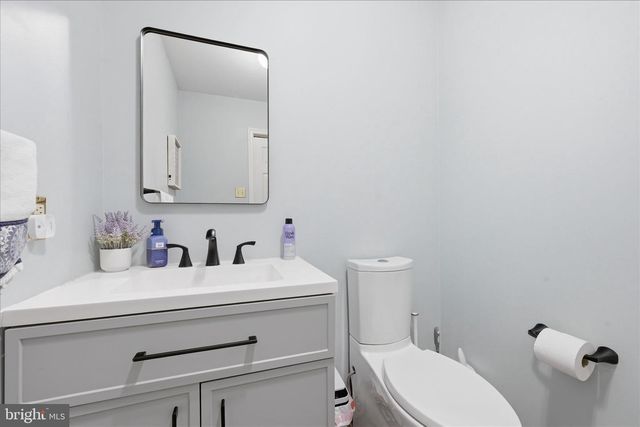 1001 VILLAGE RD, Orwigsburg, PA 17961