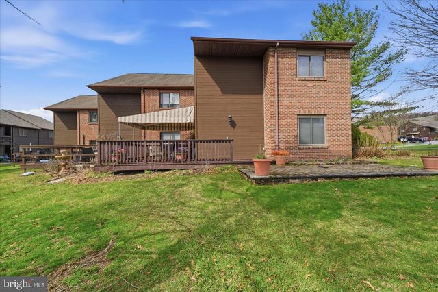 1001 VILLAGE RD, Orwigsburg, PA 17961