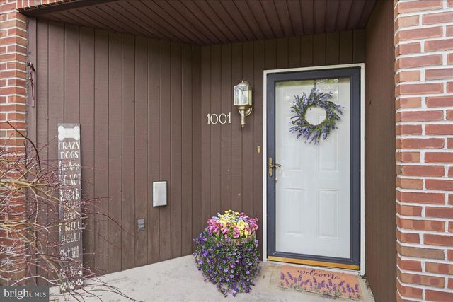 1001 VILLAGE RD, Orwigsburg, PA 17961