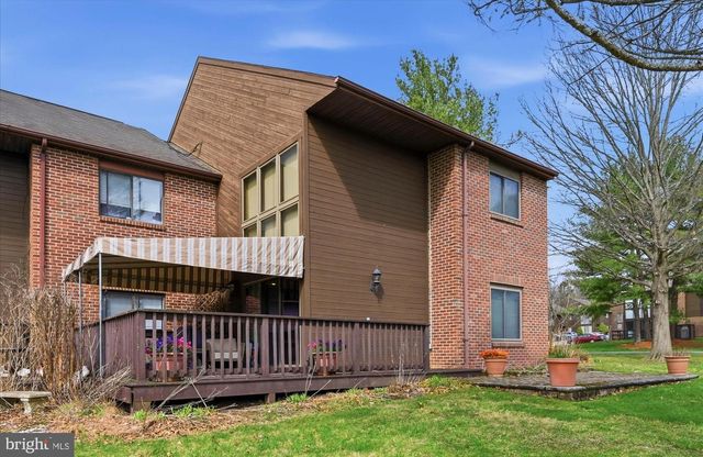 1001 VILLAGE RD, Orwigsburg, PA 17961