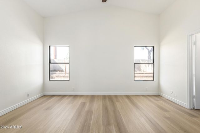 8782 W SHAW BUTTE Drive, Peoria, AZ 85345