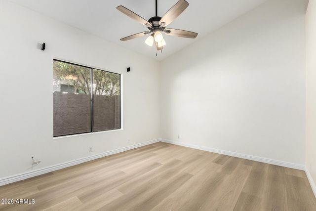 8782 W SHAW BUTTE Drive, Peoria, AZ 85345