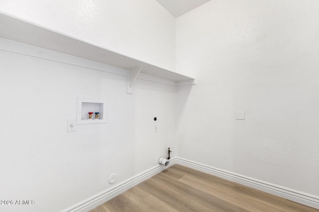 8782 W SHAW BUTTE Drive, Peoria, AZ 85345