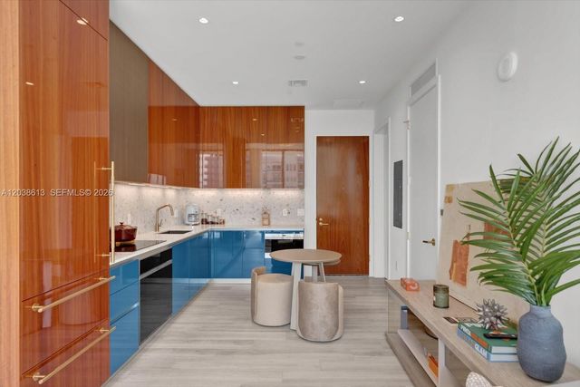 2655 S Bayshore Drive 1606, Miami, FL 33133