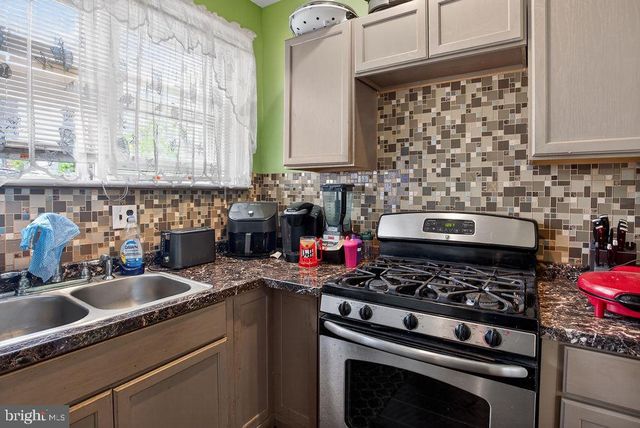 2415 S 61ST ST, Philadelphia, PA 19142