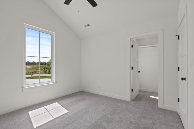 5109 MODESTO DR, Columbia, MO 65203