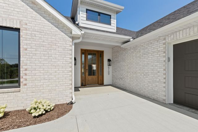 5109 MODESTO DR, Columbia, MO 65203