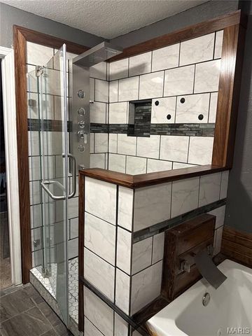 18989 Ladera Road, Waynesville, MO 65583