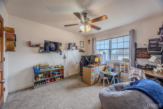 18989 Ladera Road, Waynesville, MO 65583