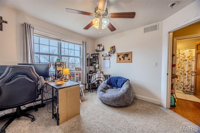 18989 Ladera Road, Waynesville, MO 65583