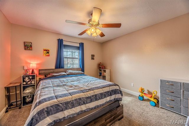 18989 Ladera Road, Waynesville, MO 65583