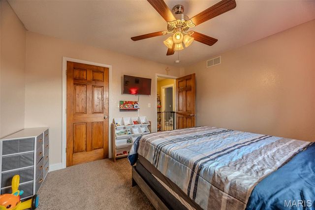 18989 Ladera Road, Waynesville, MO 65583