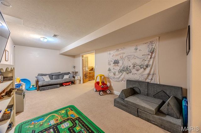 18989 Ladera Road, Waynesville, MO 65583