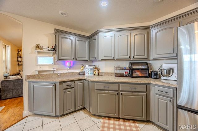 18989 Ladera Road, Waynesville, MO 65583