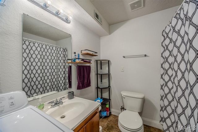 18989 Ladera Road, Waynesville, MO 65583