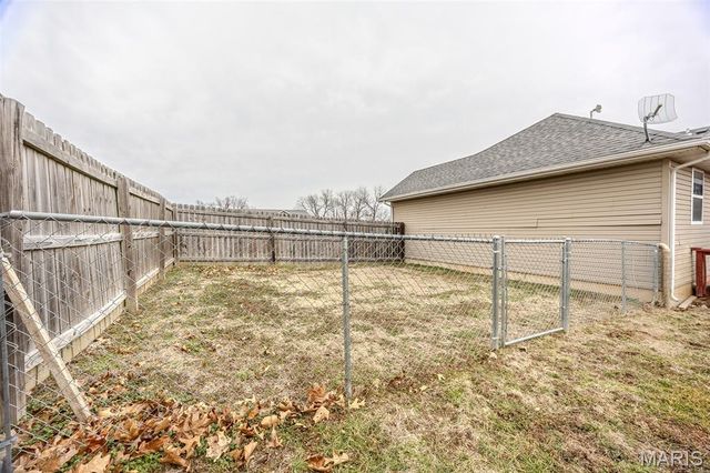 18989 Ladera Road, Waynesville, MO 65583