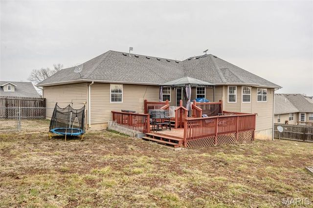 18989 Ladera Road, Waynesville, MO 65583