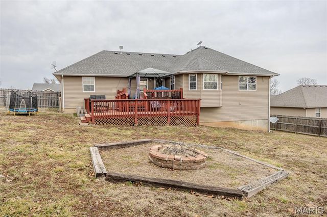 18989 Ladera Road, Waynesville, MO 65583