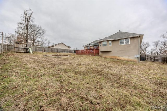 18989 Ladera Road, Waynesville, MO 65583