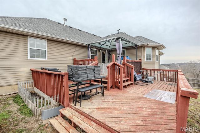 18989 Ladera Road, Waynesville, MO 65583