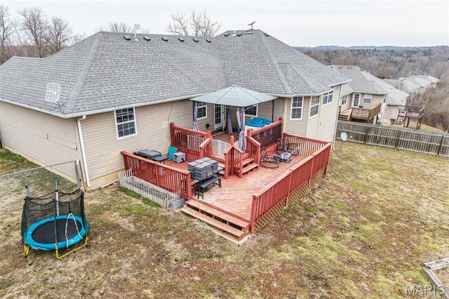 18989 Ladera Road, Waynesville, MO 65583