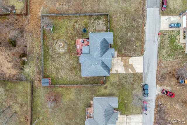 18989 Ladera Road, Waynesville, MO 65583