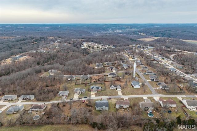 18989 Ladera Road, Waynesville, MO 65583