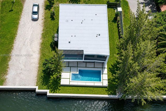 201 NW 14 WAY, Dania Beach, FL 33004