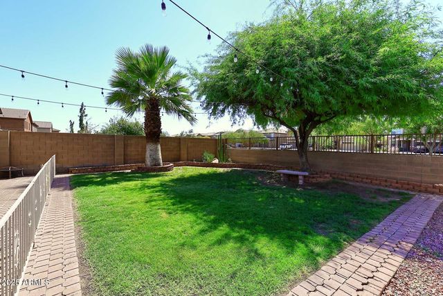 3327 W LEODRA Lane, Phoenix, AZ 85041