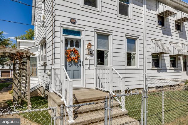 26 CHESTNUT ST, Lumberton, NJ 08048