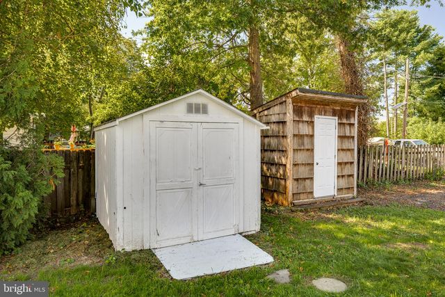26 CHESTNUT ST, Lumberton, NJ 08048