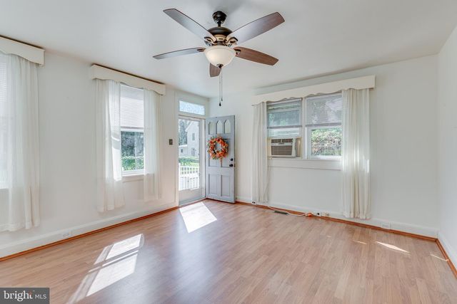 26 CHESTNUT ST, Lumberton, NJ 08048