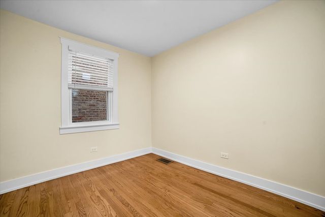 6014 W Fletcher Street, Chicago, IL 60634