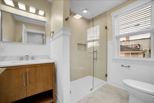 6014 W Fletcher Street, Chicago, IL 60634