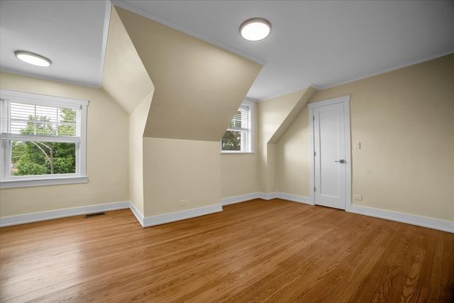 6014 W Fletcher Street, Chicago, IL 60634