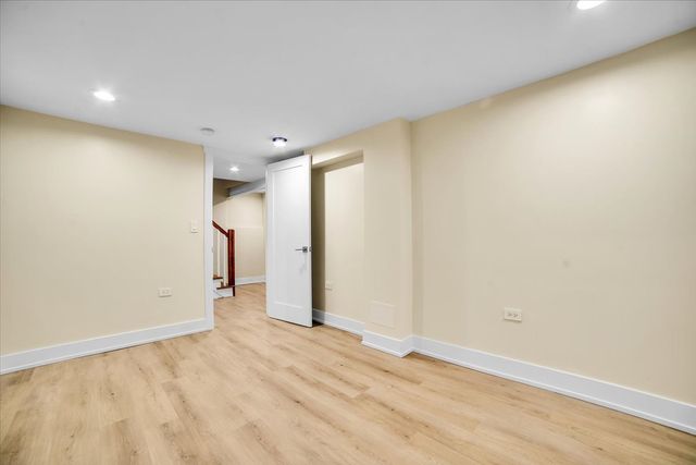 6014 W Fletcher Street, Chicago, IL 60634