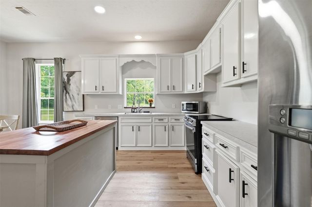 27938 Deer Run Street, Montgomery, TX 77356