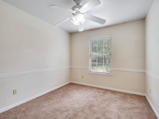 2221 S Timberwood Circle, Tallahassee, FL 32304