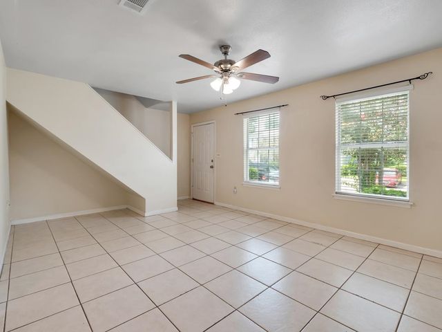 2221 S Timberwood Circle, Tallahassee, FL 32304