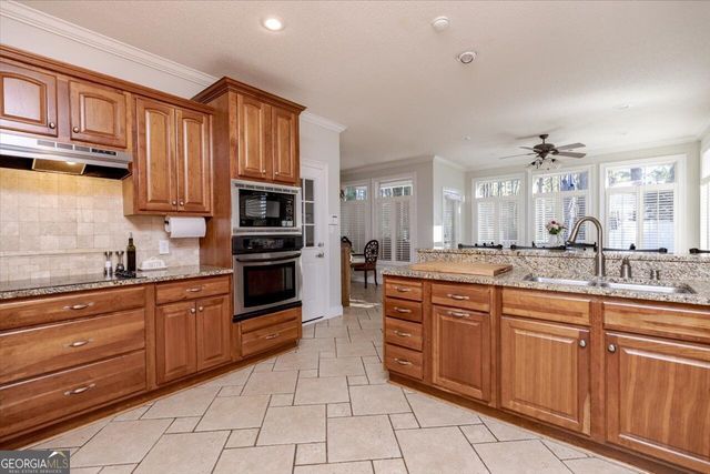 200 River Oak Court, Kathleen, GA 31047
