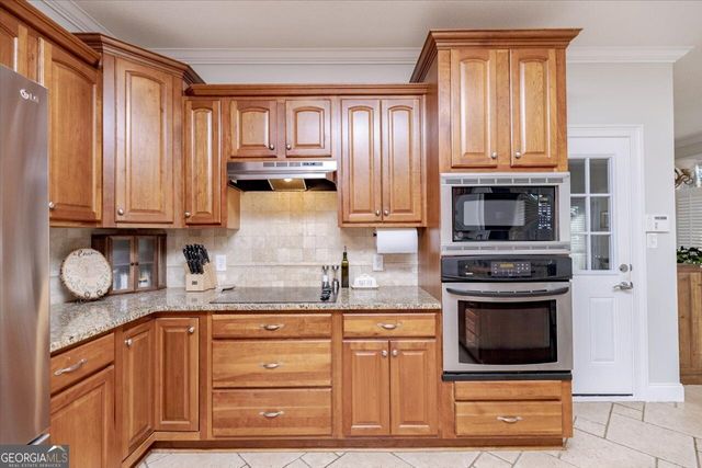 200 River Oak Court, Kathleen, GA 31047