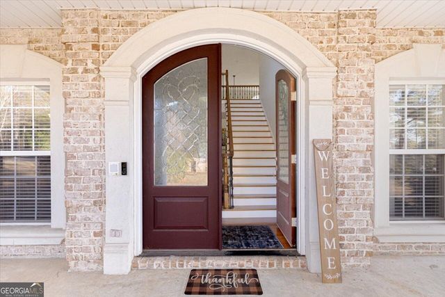 200 River Oak Court, Kathleen, GA 31047