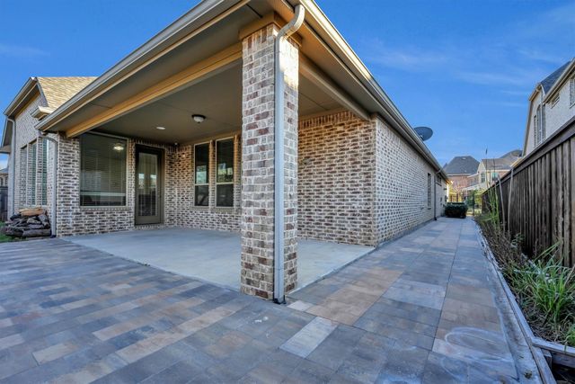 1011 Prairie Ridge Lane, Arlington, TX 76005